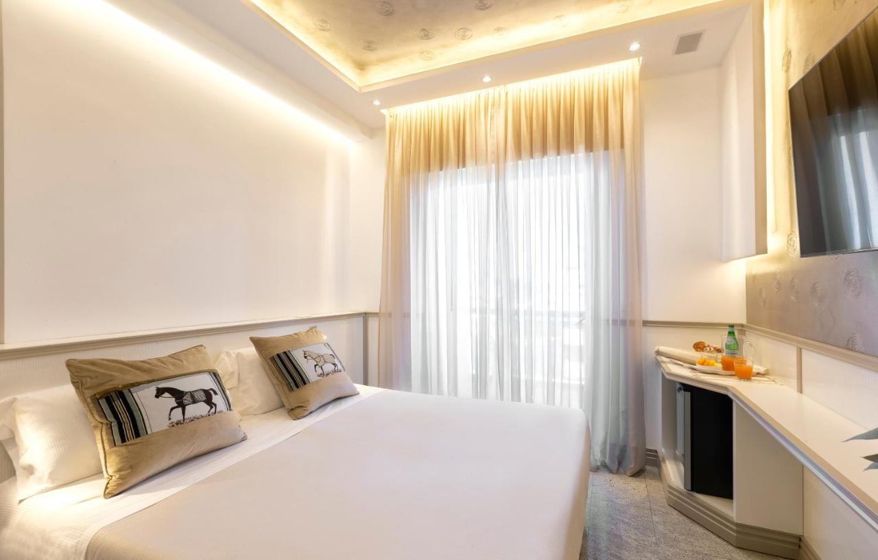 Hotel Feldberg Riccione Ngoại thất bức ảnh