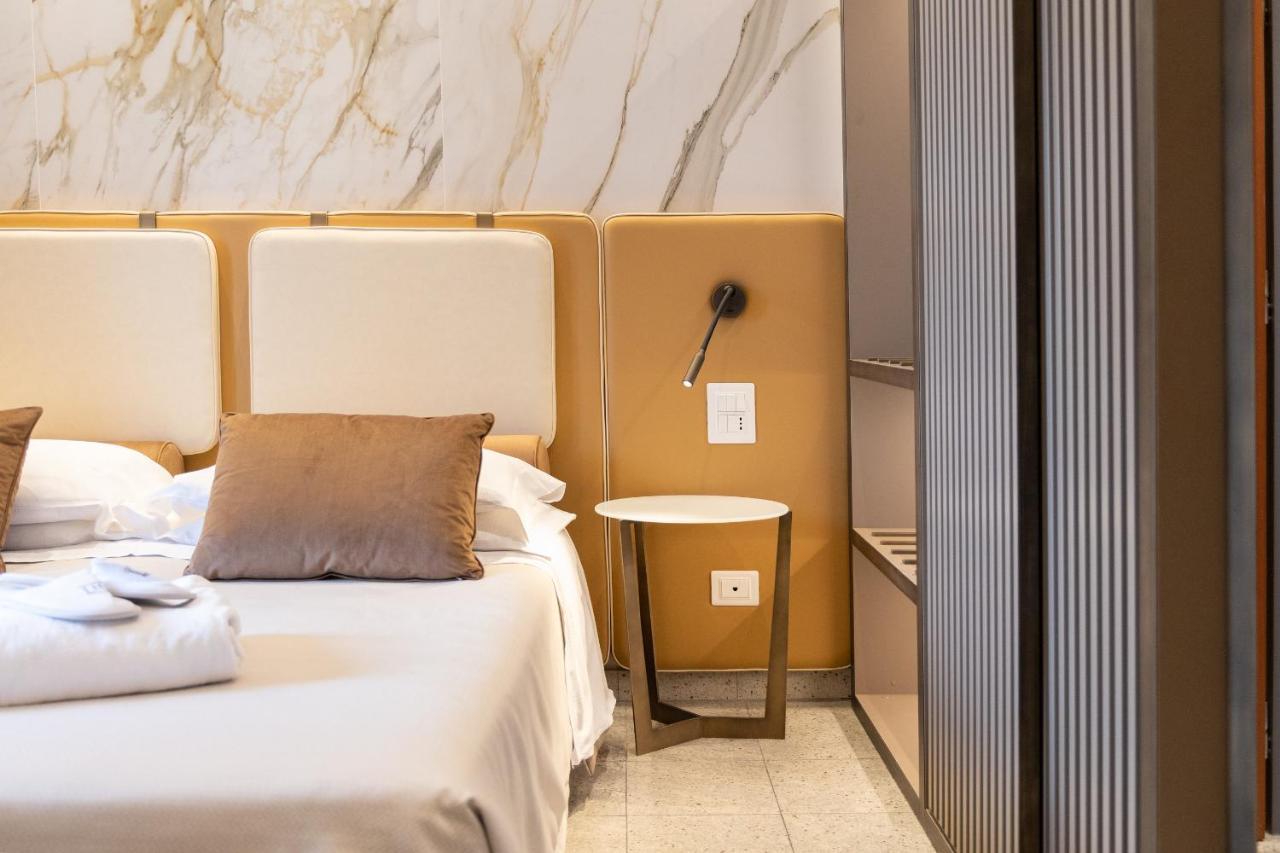 Hotel Feldberg Riccione Ngoại thất bức ảnh