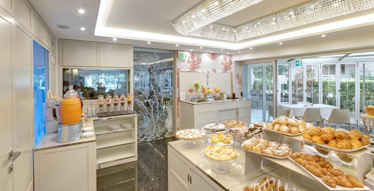 Hotel Feldberg Riccione Ngoại thất bức ảnh